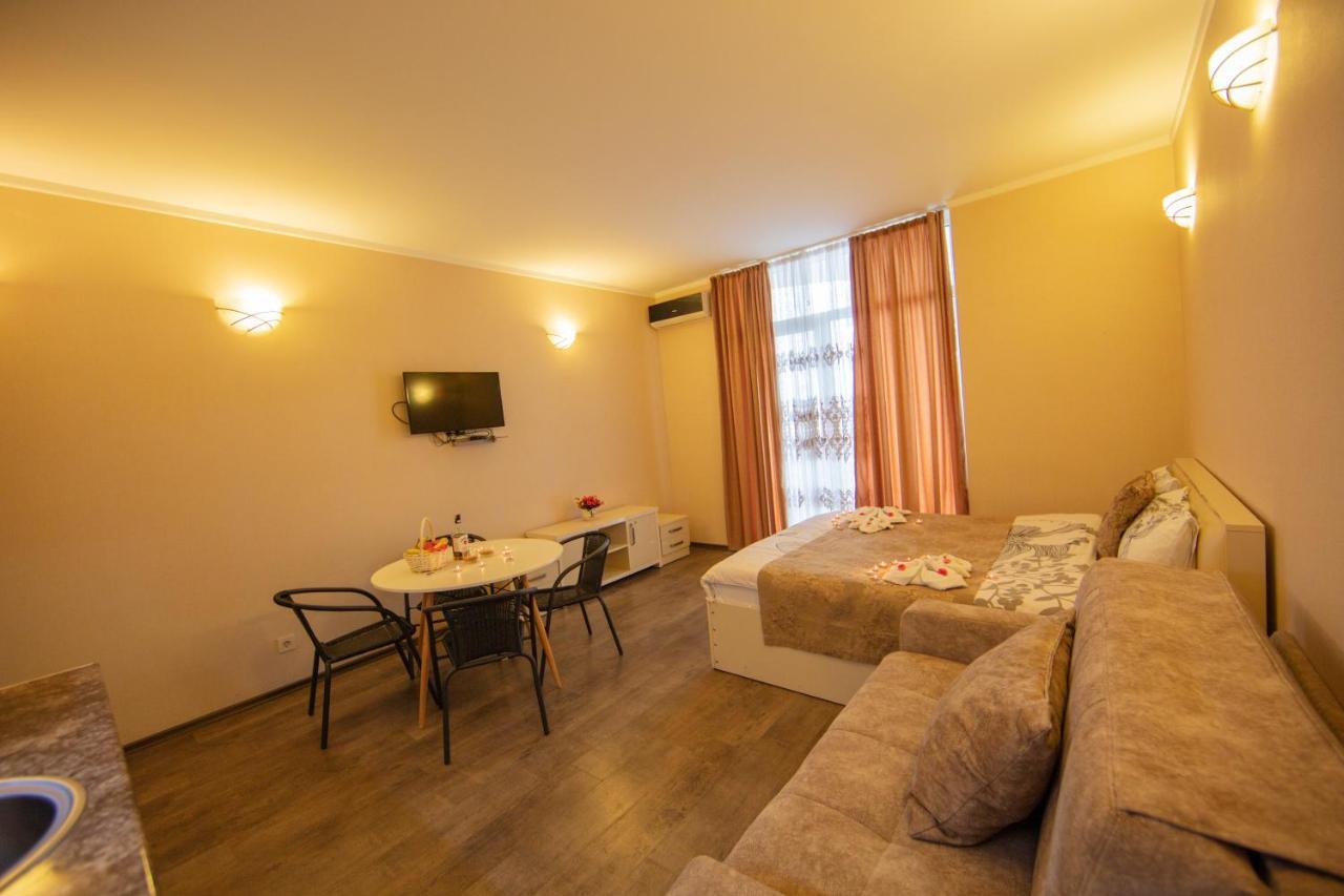 Tower Apartments Batumi Eksteriør bilde