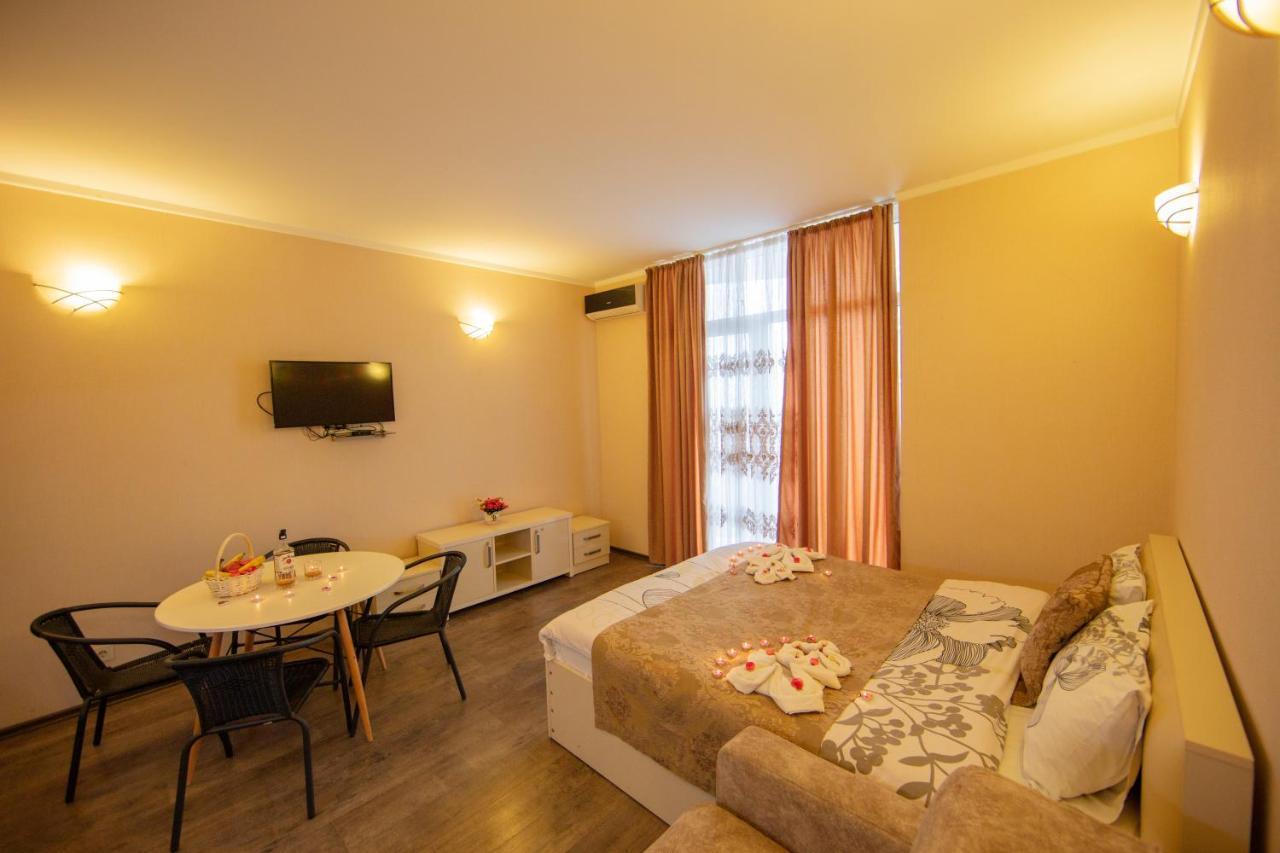 Tower Apartments Batumi Eksteriør bilde