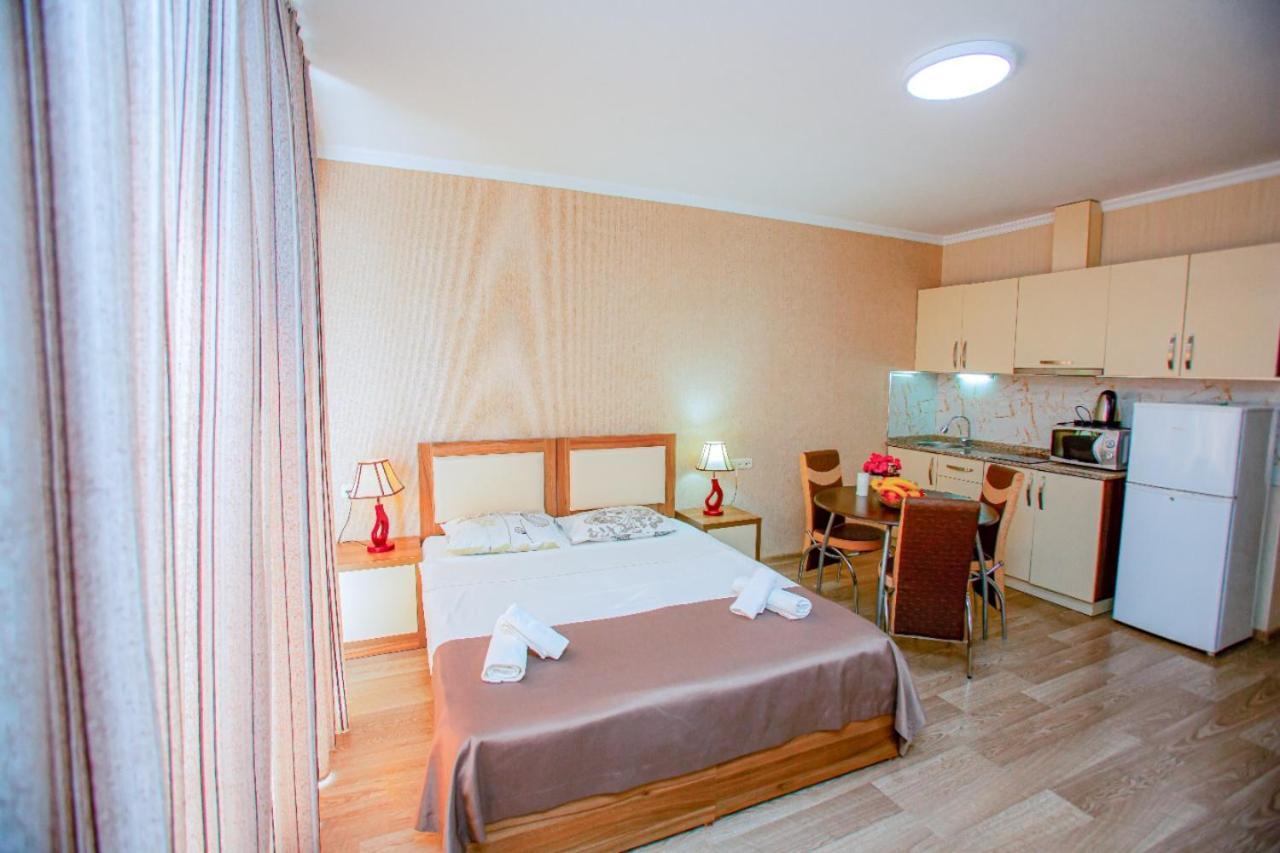 Tower Apartments Batumi Eksteriør bilde